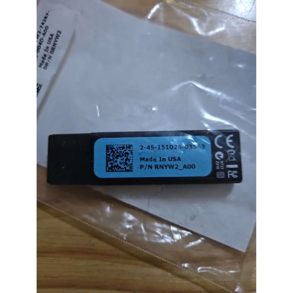 RNYW2_A00 Dell Windows 8 / 8.1 OS Computer Recovery Restore Media USB Stick 8GB